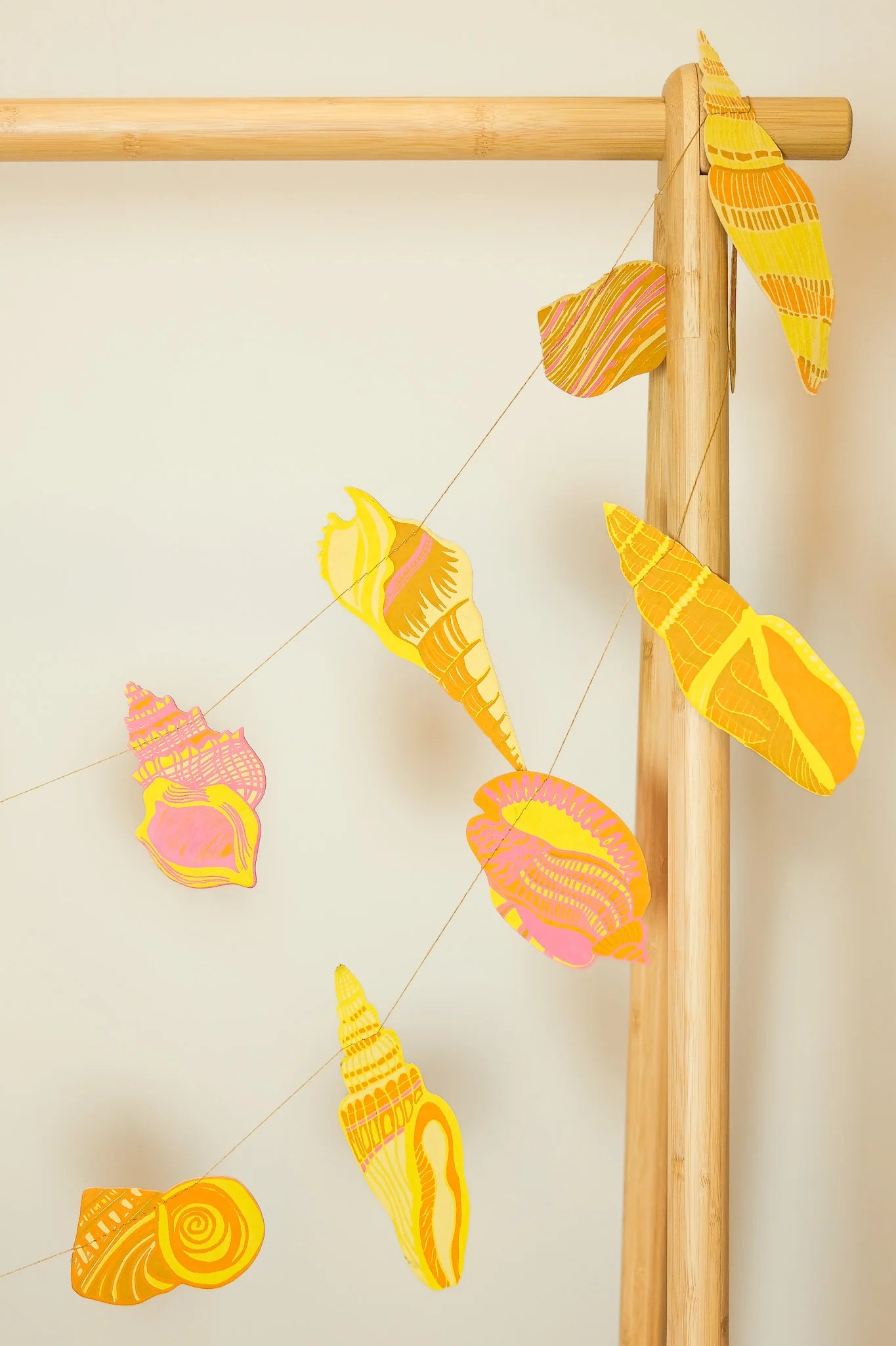 Sewn Garland; Shell By East End Press (9.8 ft Long)