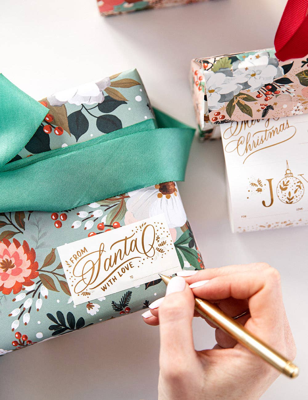 Christmas Stickers On A Roll; Floral Fields (40 Pack, Gold Foil)