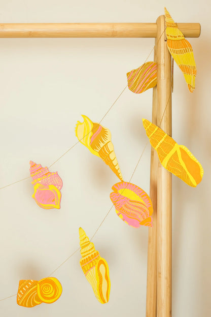 Sewn Garland; Shell By East End Press (9.8 ft Long)