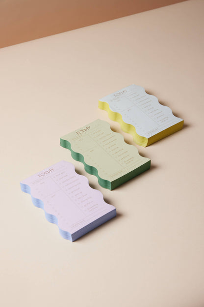 Notepad; Wavy Daily (Lilac, 100 Tear-Away Sheets)